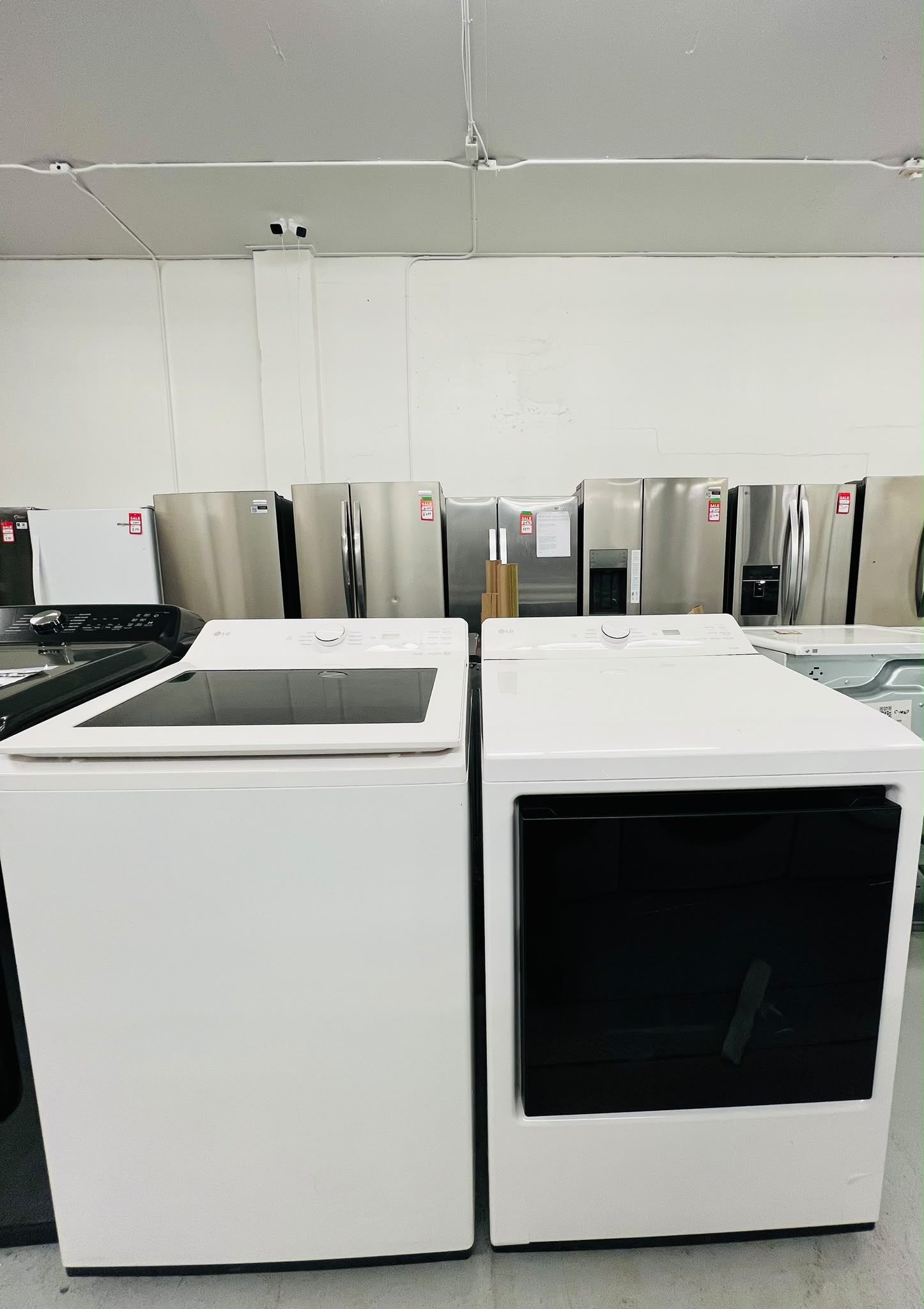 LG WT8200CW Top Load Washer & DLE8200W Electric Dryer Set | 5.8 Cu. Ft. Washer & 7.3 Cu. Ft. Dryer | White