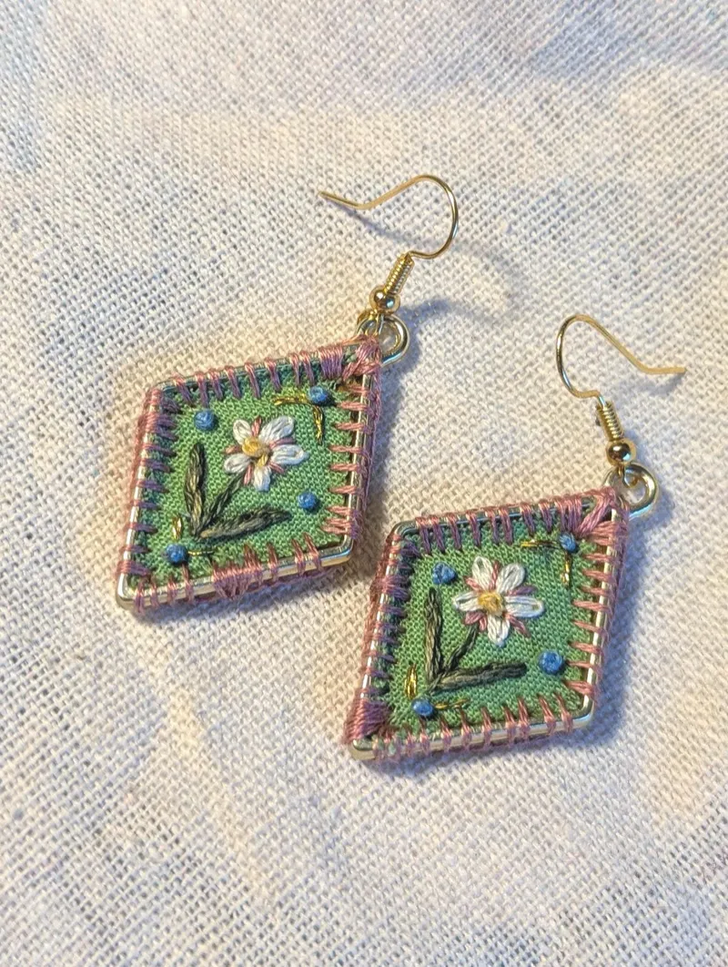 Diamond Floral Earrings, Design 4