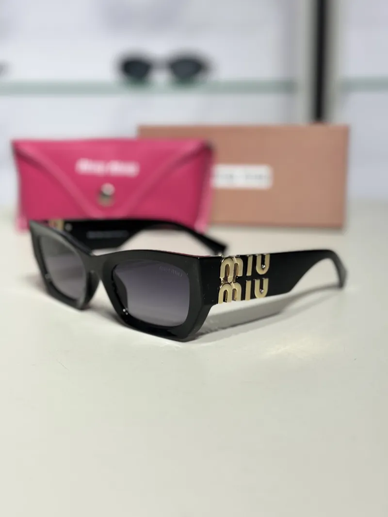 Miu Miu Sunglasses Black 