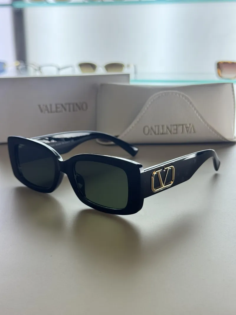 Valentino Garavani VA4108F - Sunglasses
