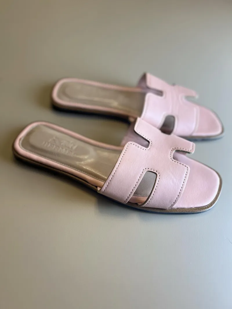 Hermes Oran Peach Slippers