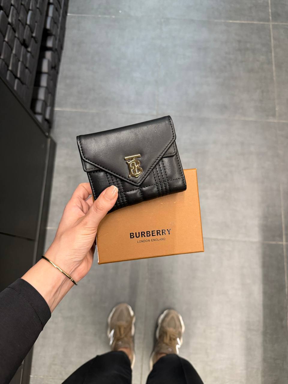 Burberry Lola Black Wallet 