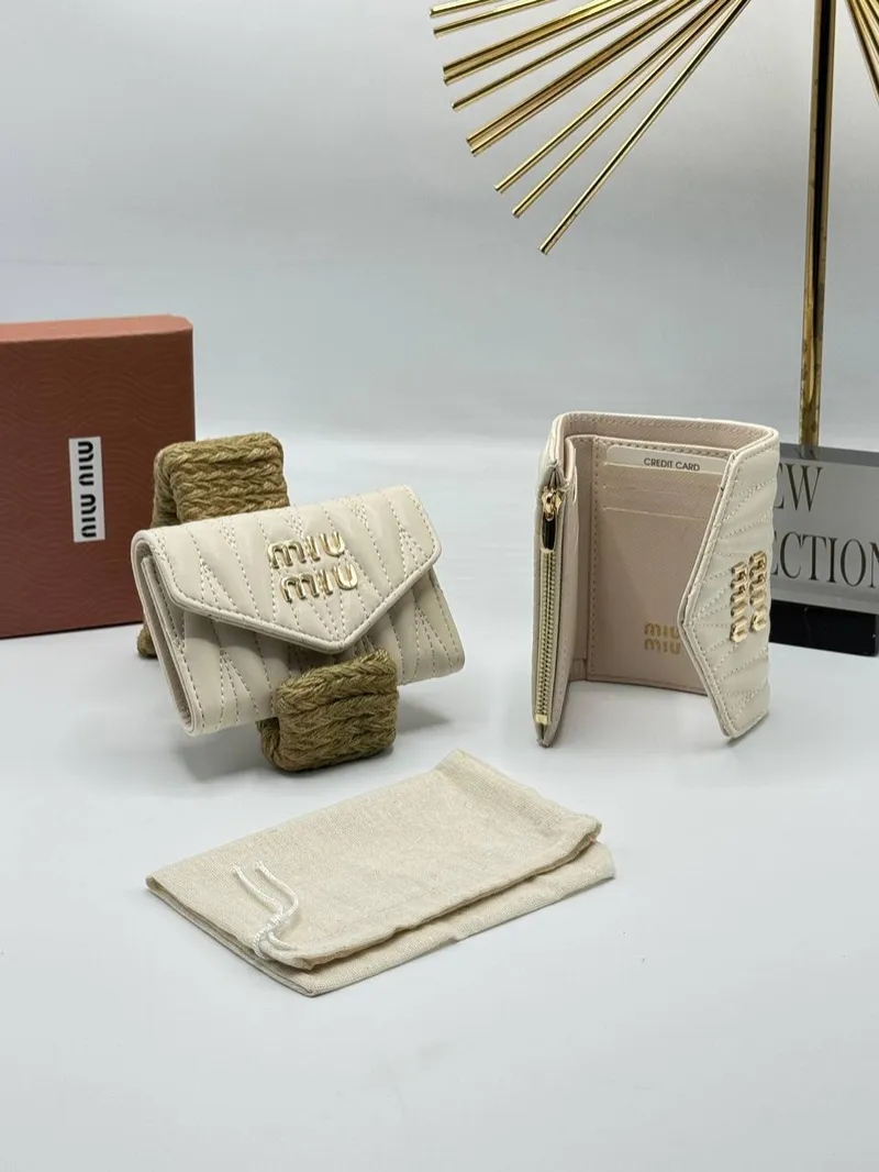 Miu Miu Matelasse Nappa Wallet