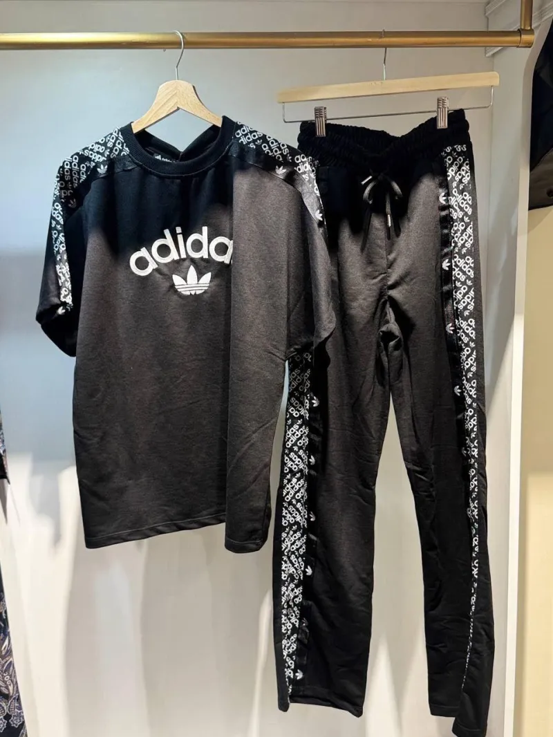Adidas - Two pieces set - Black