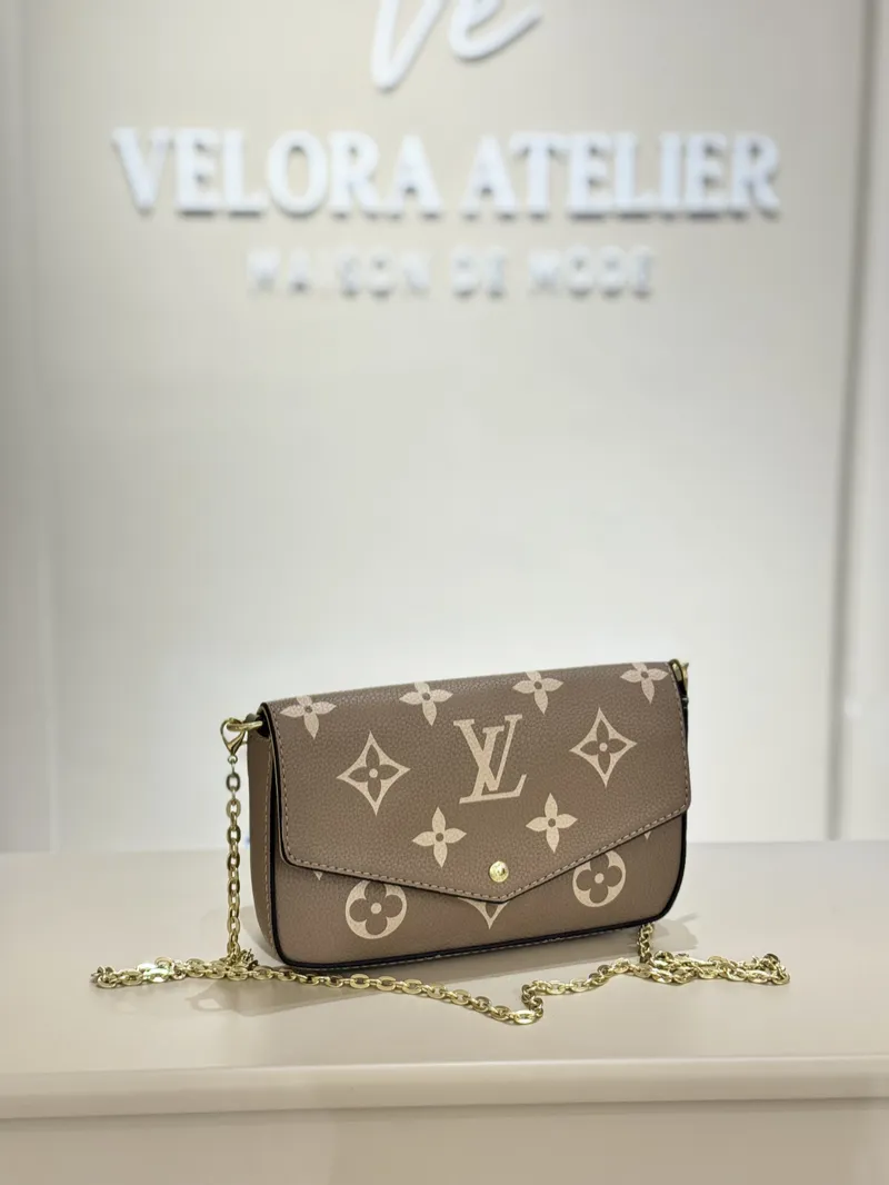 Louis Vuitton Pochette Felicie Monogram 
