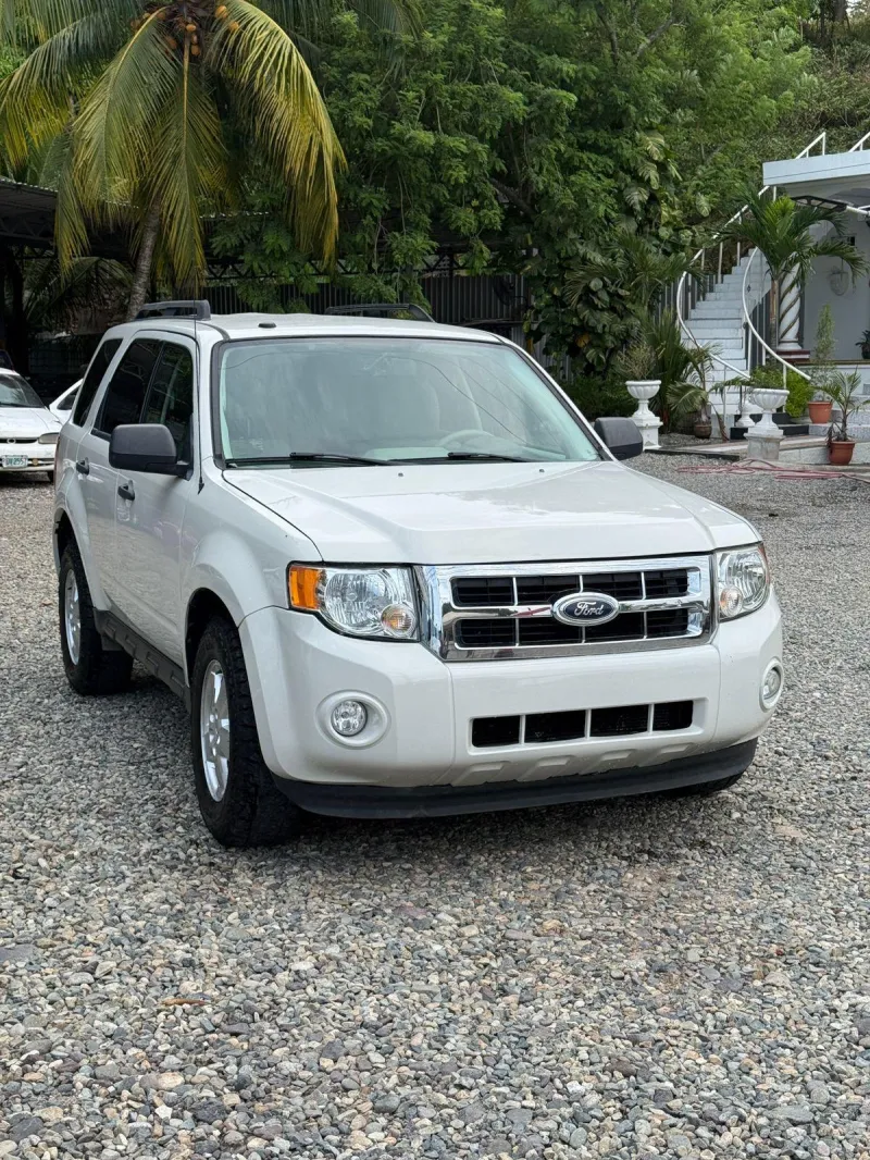 🚗FORD ESCAPE XLT 🚩AÑO 2010