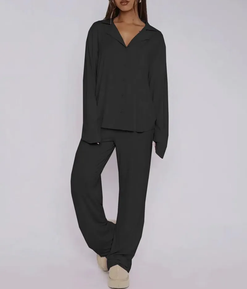 Long-Sleeved Pajamas Set