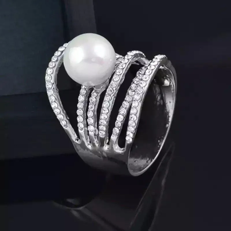 Multi-Layer Ring with Pearl