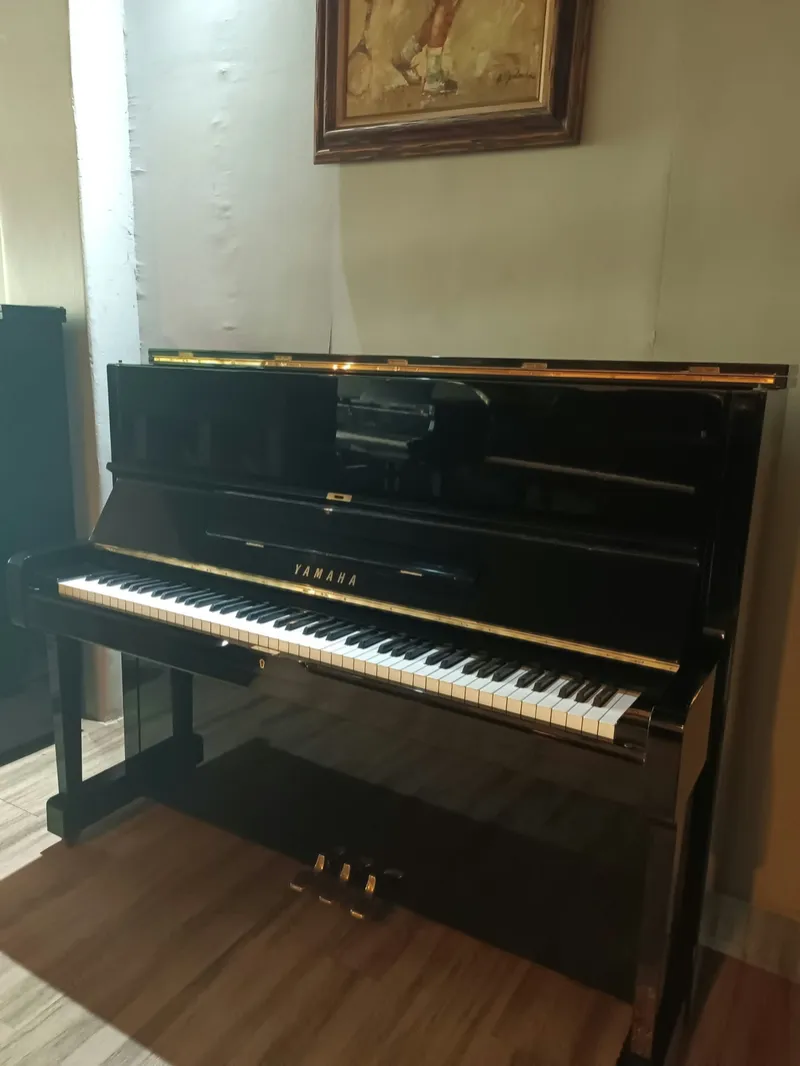 UP Yamaha U1H- 2593027
