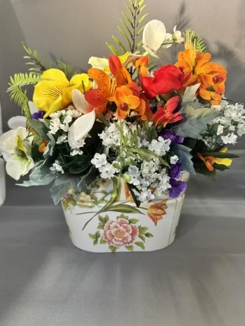Centerpiece- Tin Container w/ Tiger Lily and Mum Design