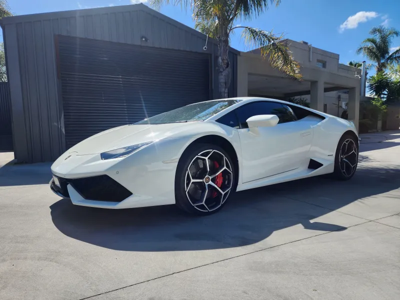 White Lamborghini alloy wheel detail