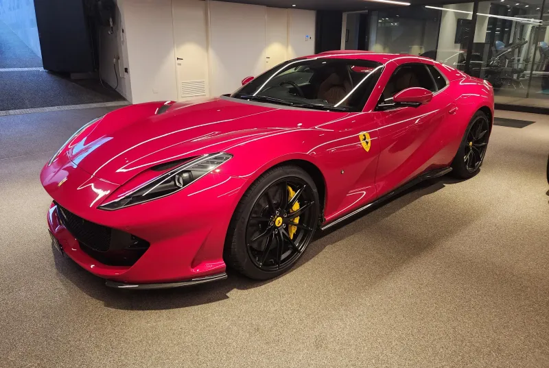 Ferrari mobile alloy wheel repair in a Melbourne driveway