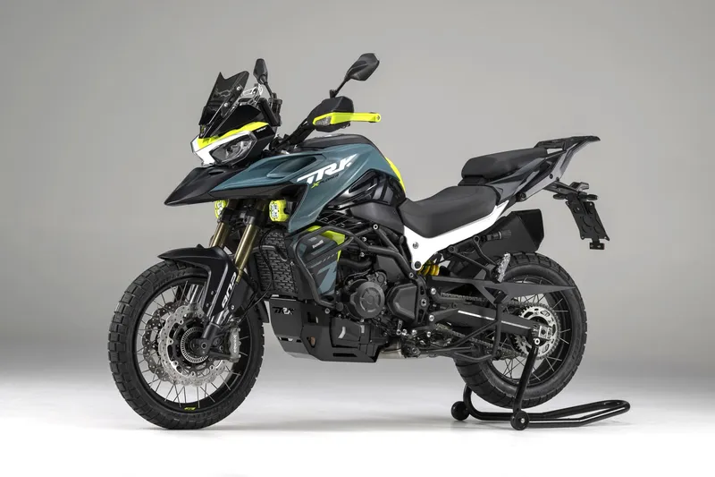Mota Benelli TRK 902 XPLORER