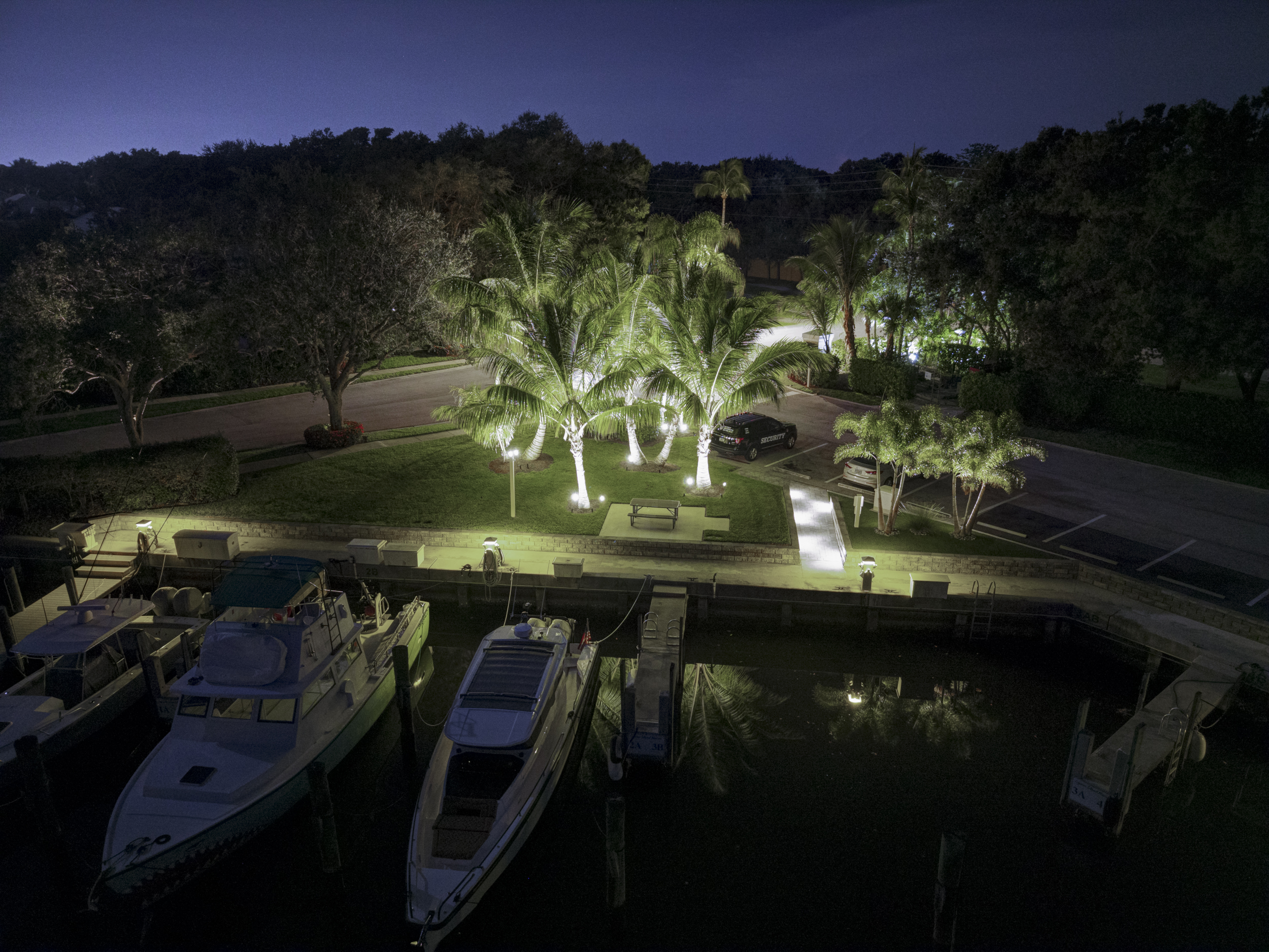 The marina after dark — photograph 24