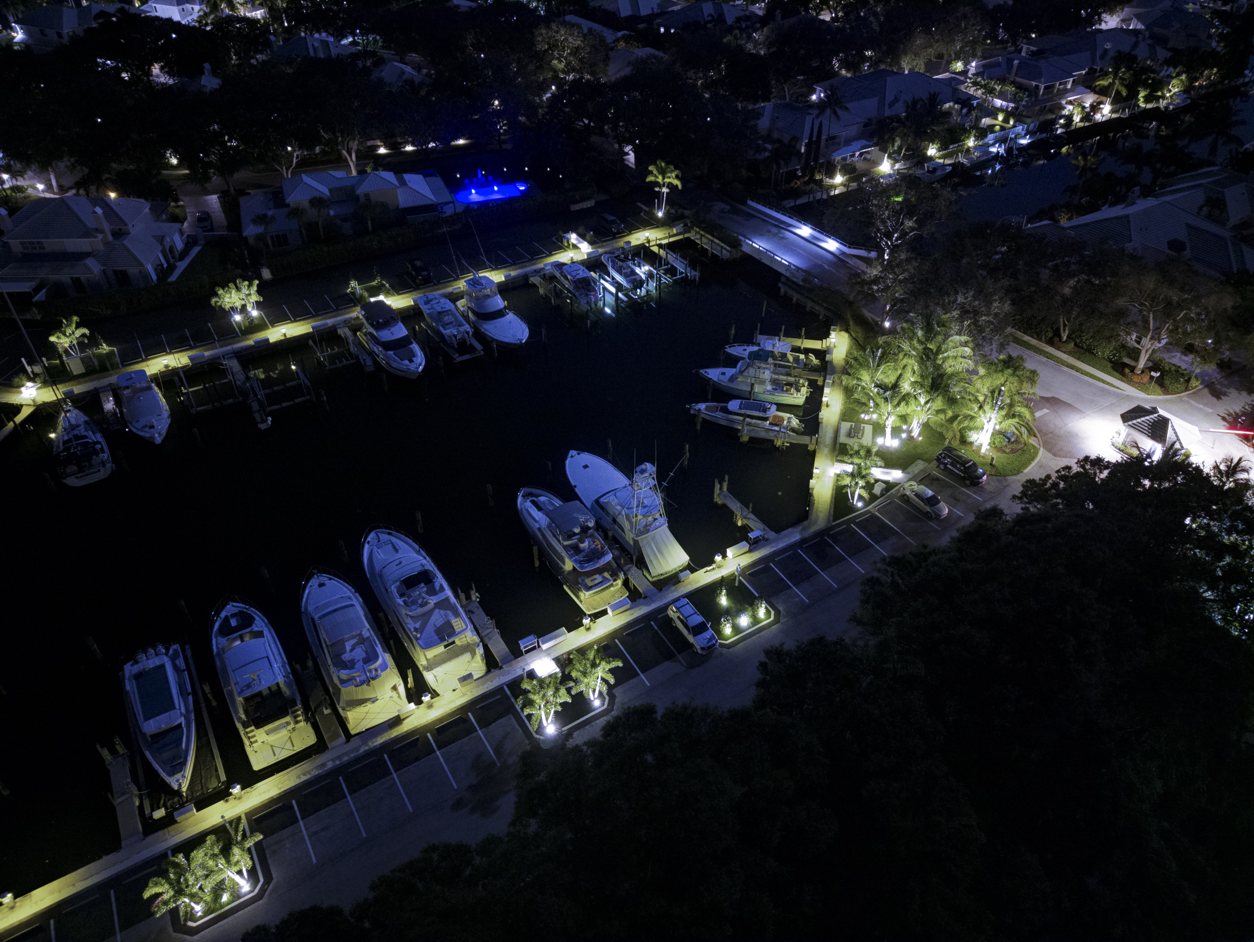 The marina after dark — photograph 18