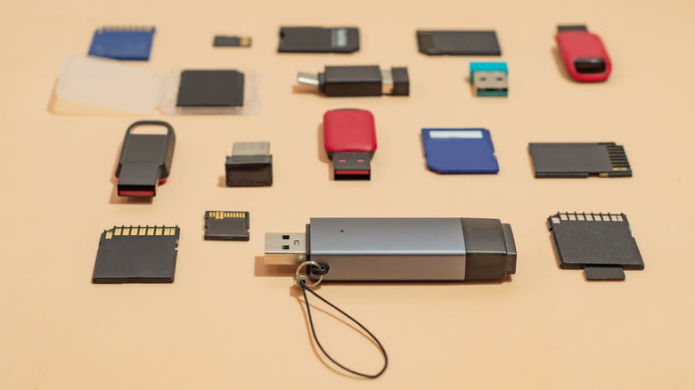 HARD DISK /SD /USB