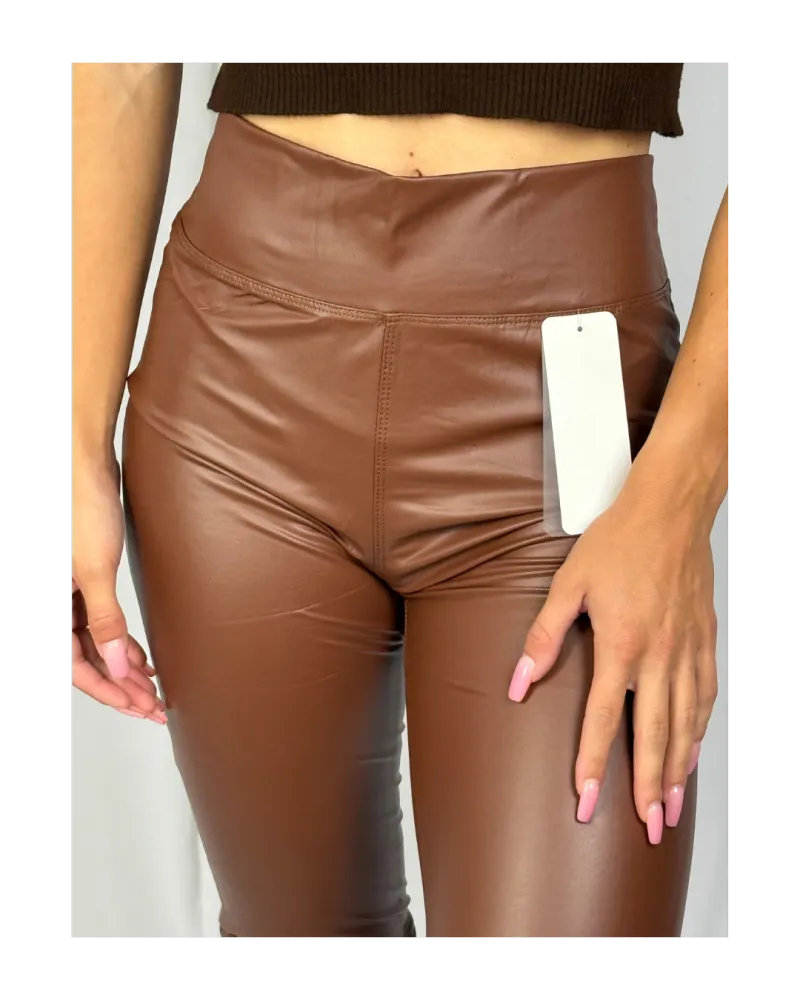 Mira magas derekú műbőr leggings- barna