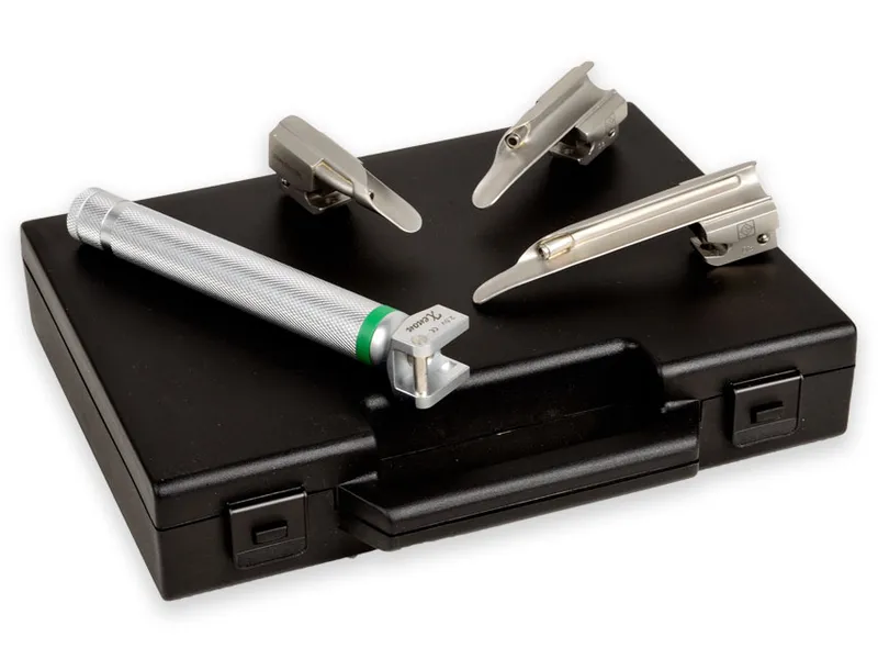 [A00060724] - set laringo "maxlite" f.o. pediatrico 3 lame miller 00,0,1 - 2,5v