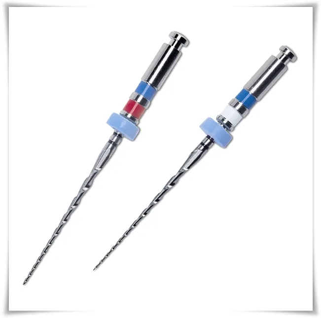 [A00119763] - MTWO RETREATMENT FILE Lime di revisione NiTi RF15 bianco-blu [V040232021015] VDW