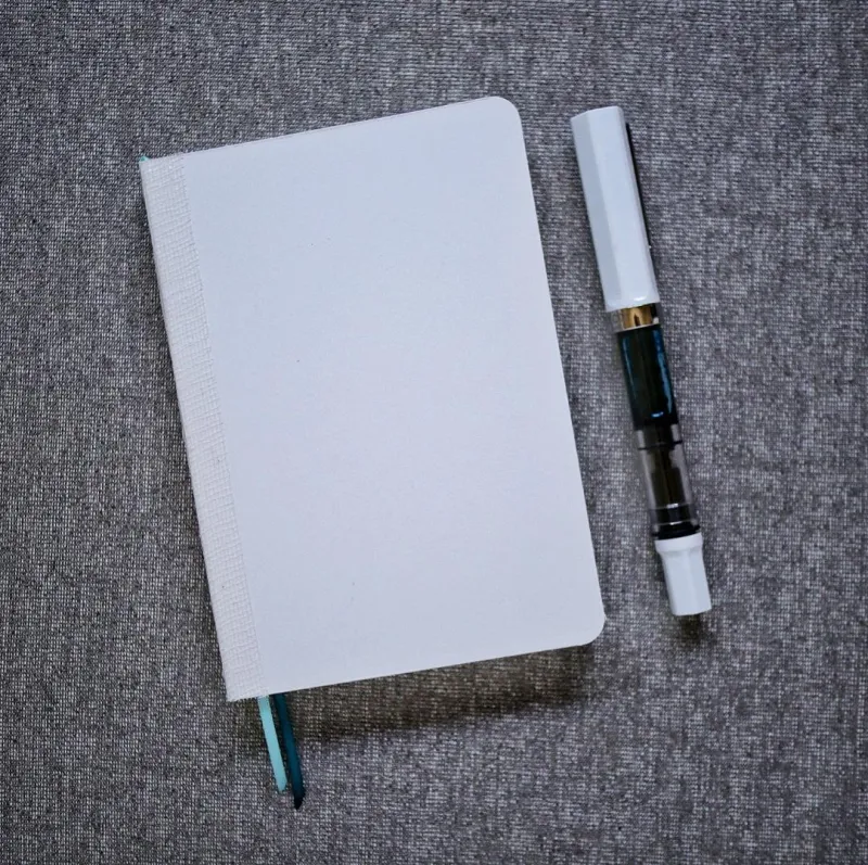 Handbound Notebook Refill & Journal | 100gsm Super Ivory Paper