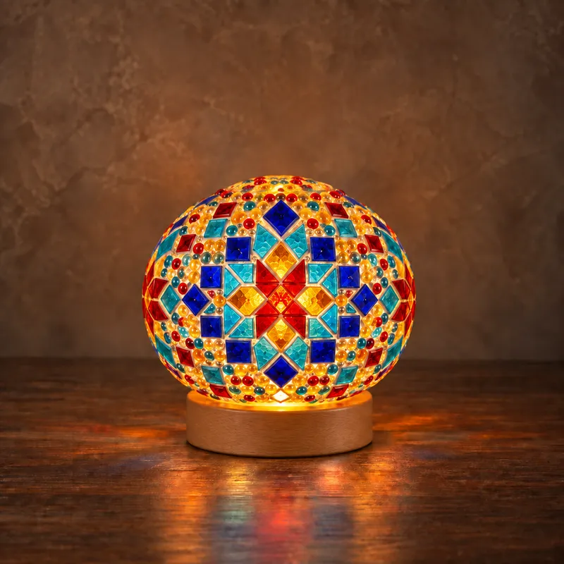 Globe mosaic lamp example