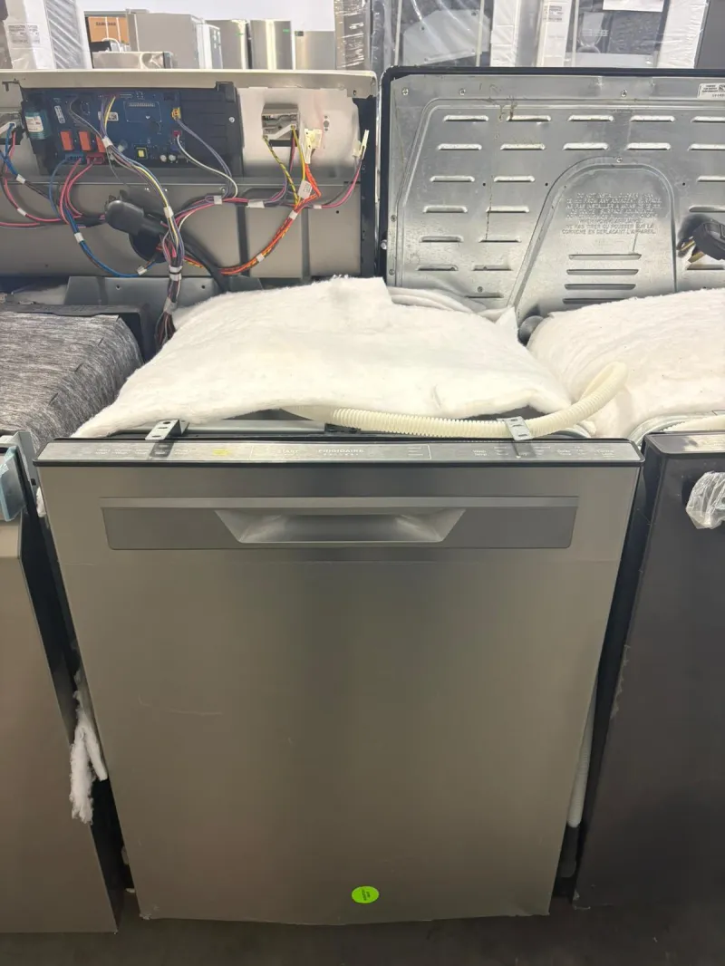 Frigidaire Gallery GDPP4515AF Dishwasher, 24 inch