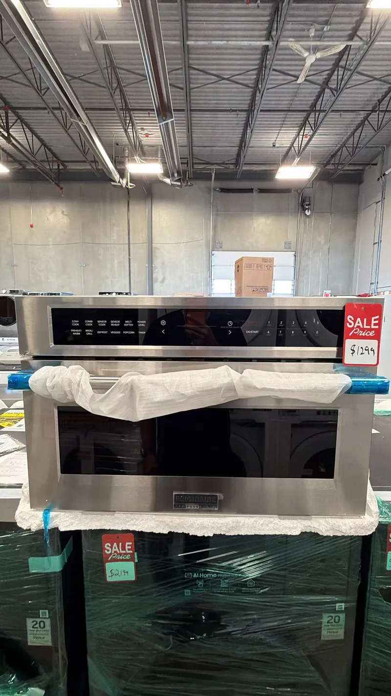 Frigidaire Professional PMBD3080AF 30" Convection Microwave