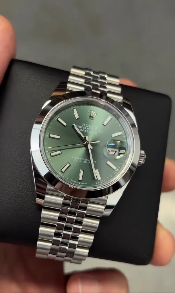 High Quality Luxury Silver Rolex Watch 🔥🔥