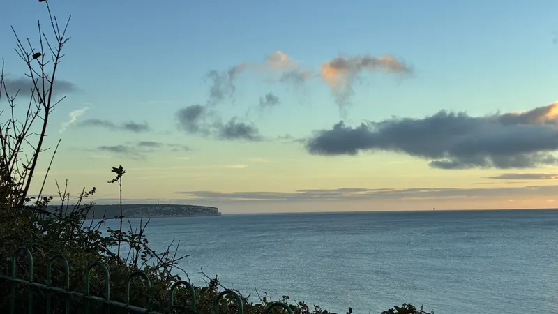 Board-level off-site Isle of Wight coastal venue Shanklin