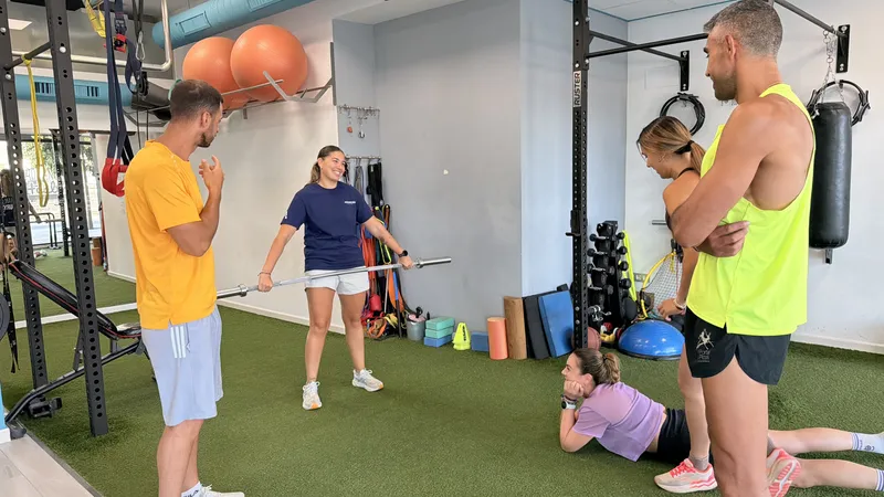 Grupo reducido de entrenamiento funcional y de fuerza en Granada