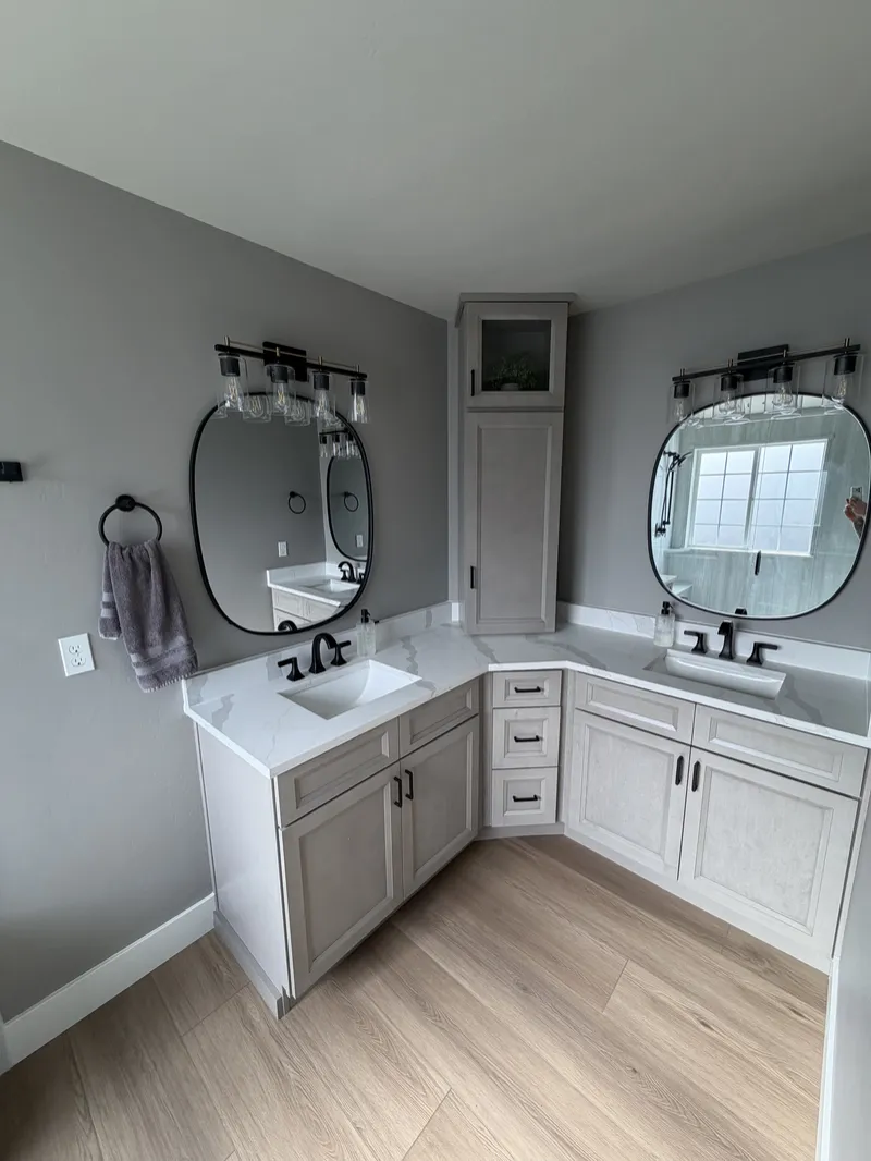 Corner double vanity