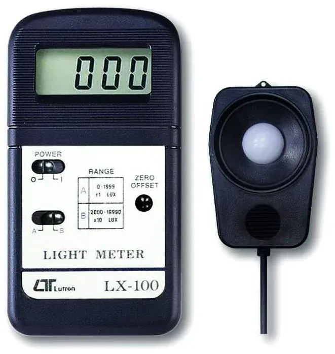 LX-100-CC Lux Meter with Calibration Certificate