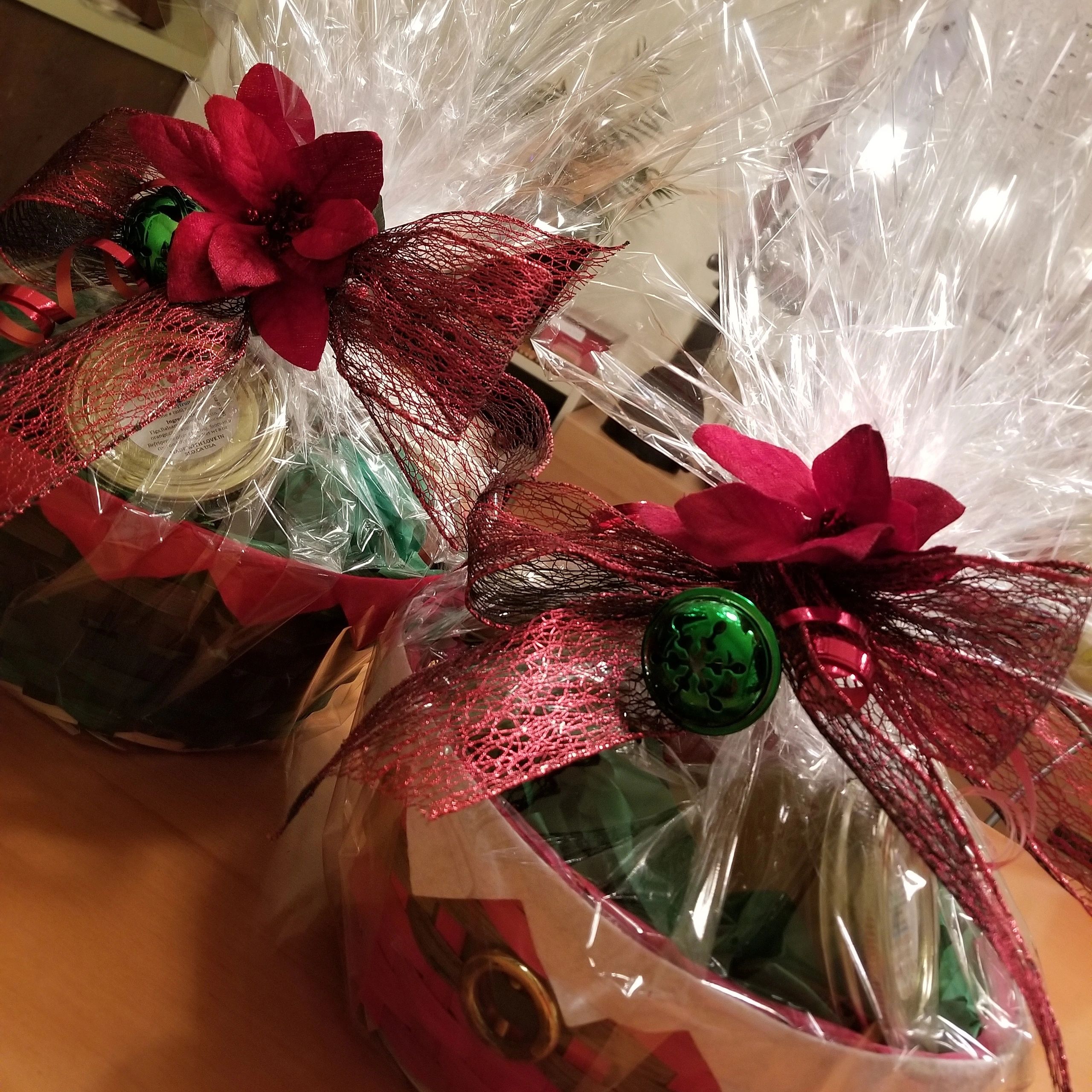3 Jar holiday Basket