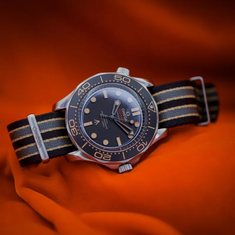 Omega Seamaster 300M "007 Edition" 210.92.42.20.01.001