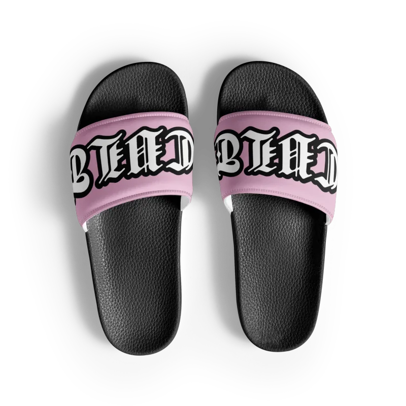 Women's Locker Room Slides