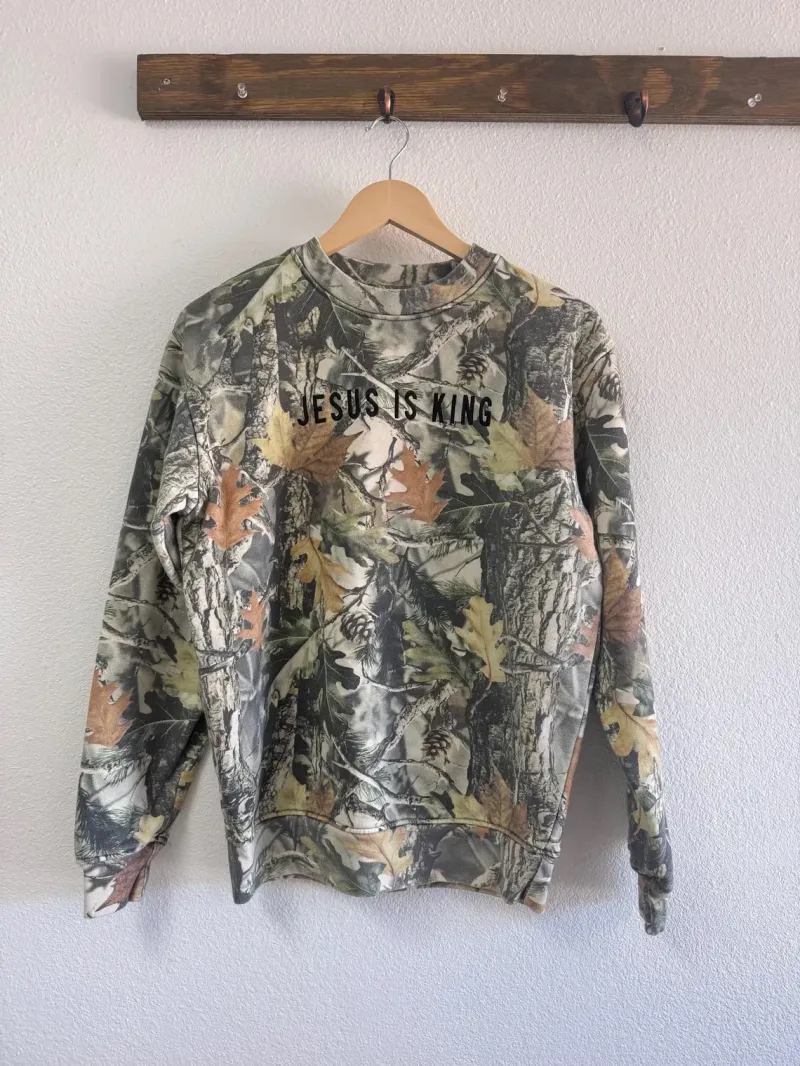 Jesus is King // Camo // Crewneck Sweatshirt