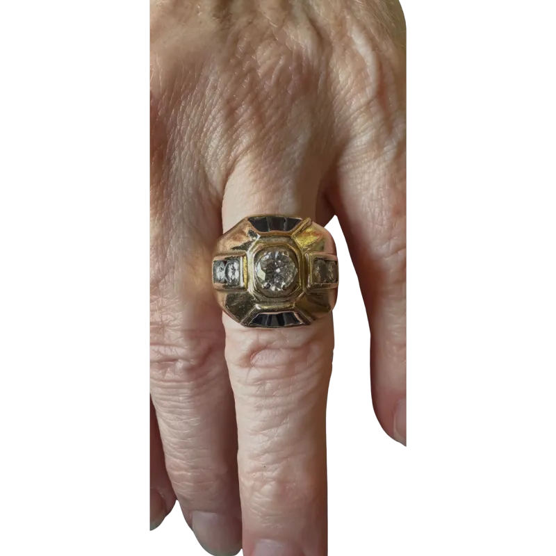 Timeless Gold and Diamond Ring with Sapphire Accents