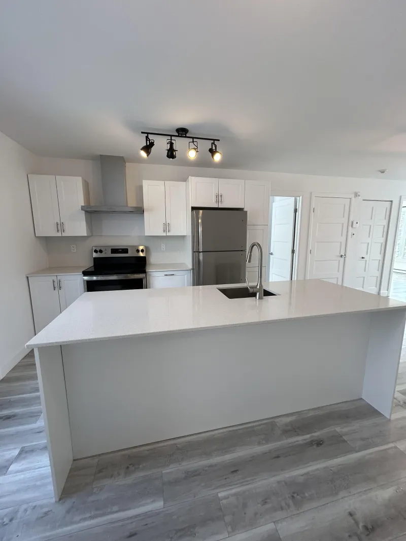 228 rue Angus Nord — Unité 1 — 4 ½