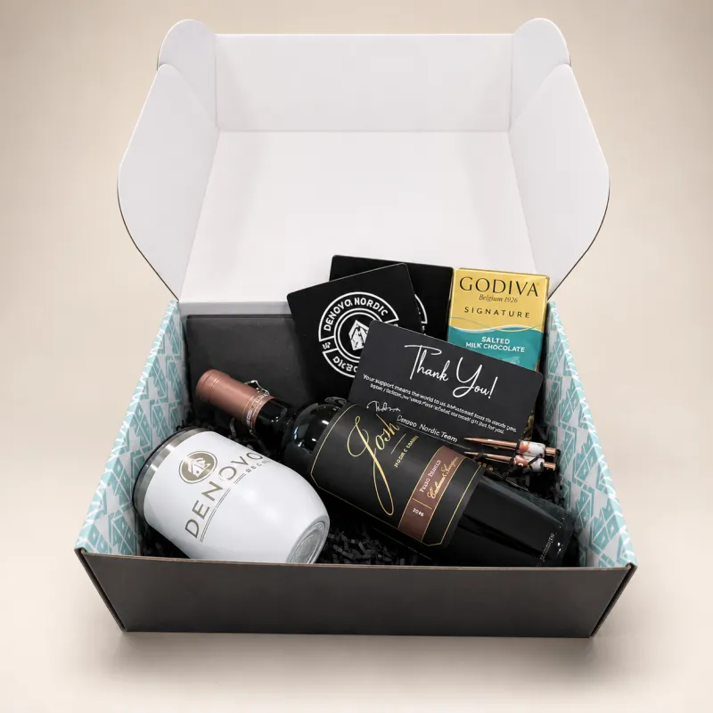 Denovo Closing Gift Box