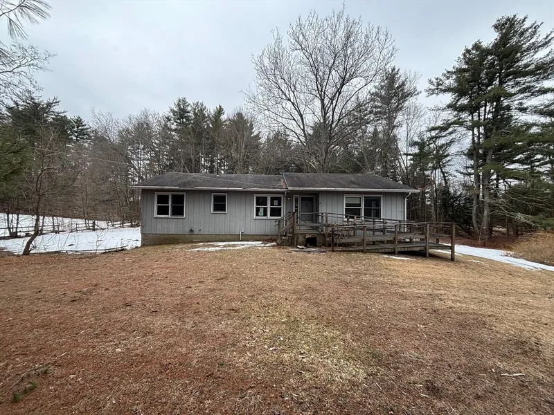12 Ferry Rd, Montague, MA — sold single-family home