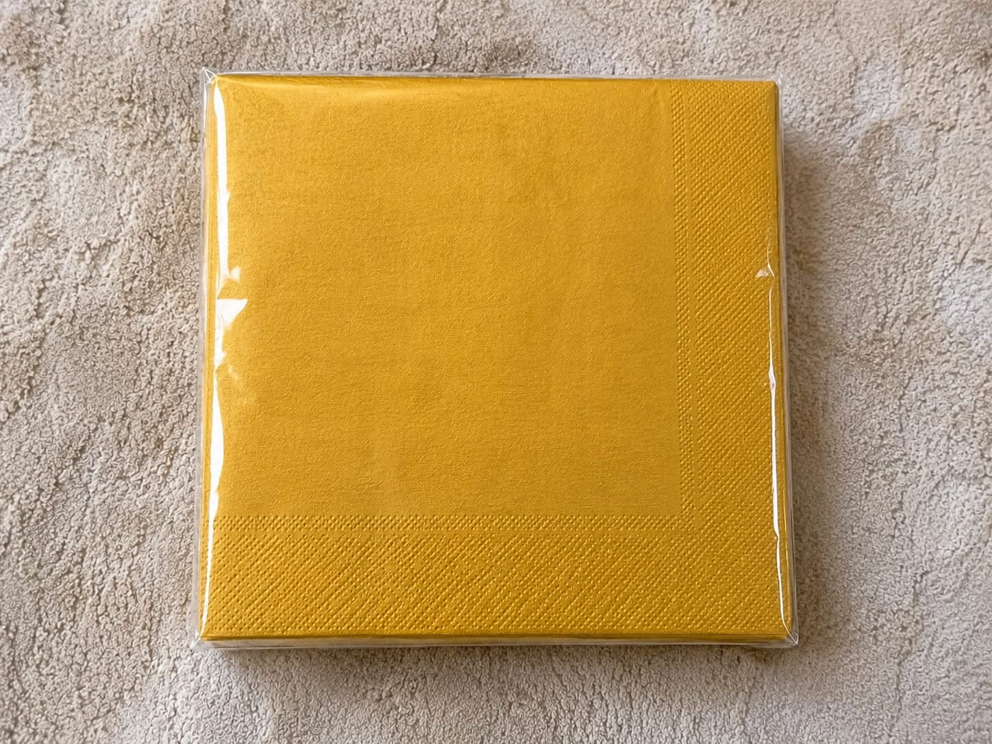 Code F - Plain Gold Serviettes