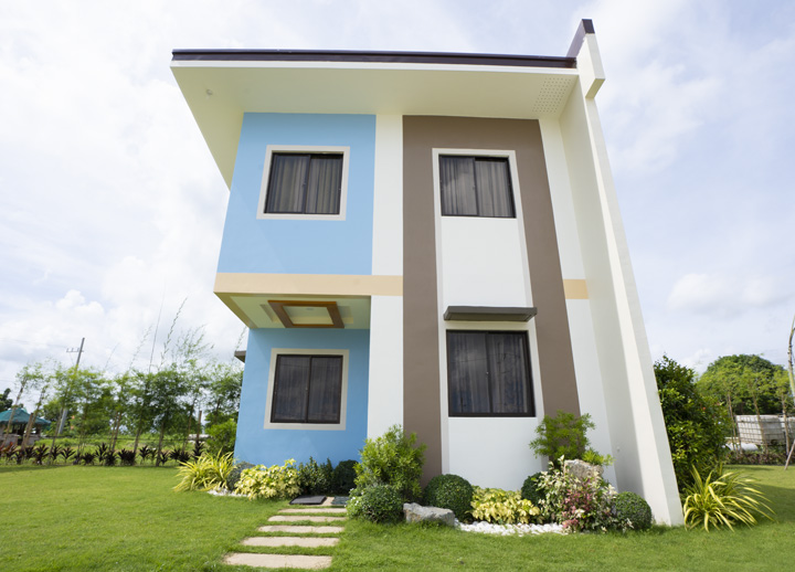 MANORS LOUISA 2BR SINGLE ATTACHED HOME IN GOLDEN HORIZON