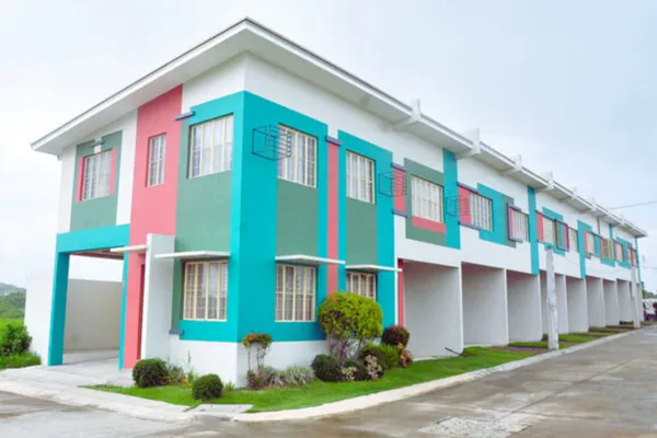 COURTYARDS MARQUESA AT GOLDEN HORIZON CAVITE