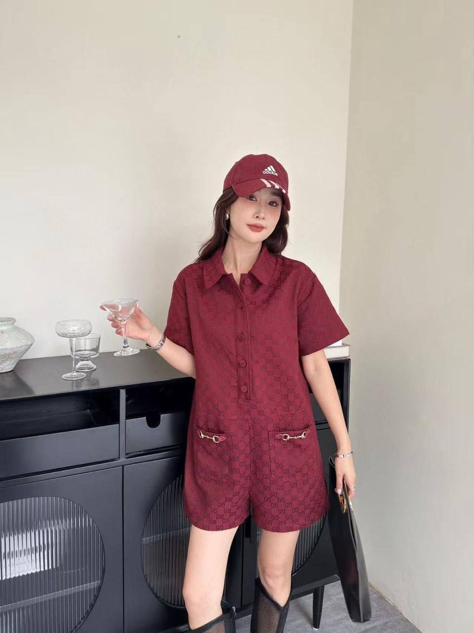 جمبسوت (أفرول) شورت Gucci الأيقوني – قطعة واحدة بتصميم عصري فاخر (كوبي ون - كود 8080) | D-A47