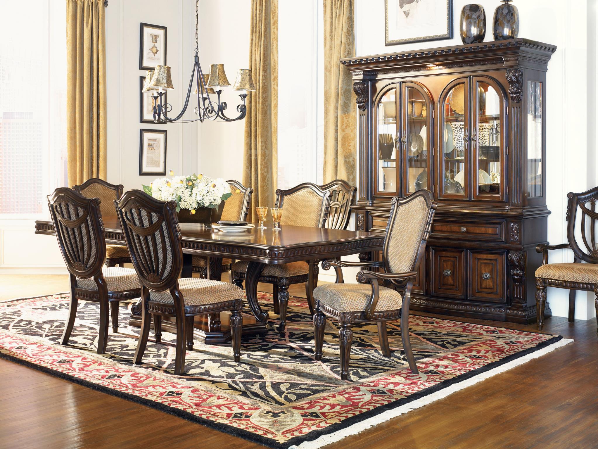 GRAND ESTATES - DINING  TABLE SET