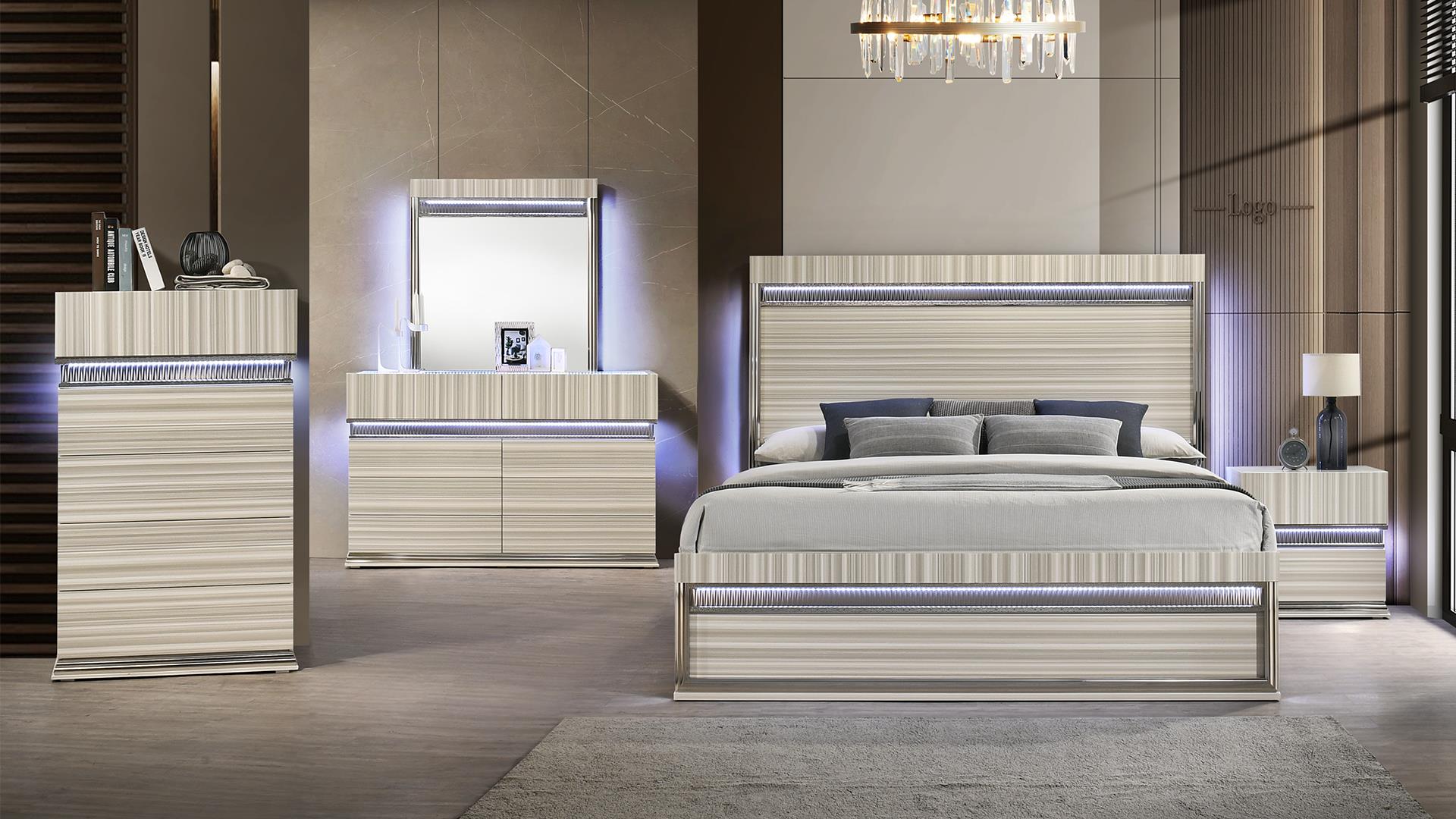 Leonor Queen Bedroom Set in Gray