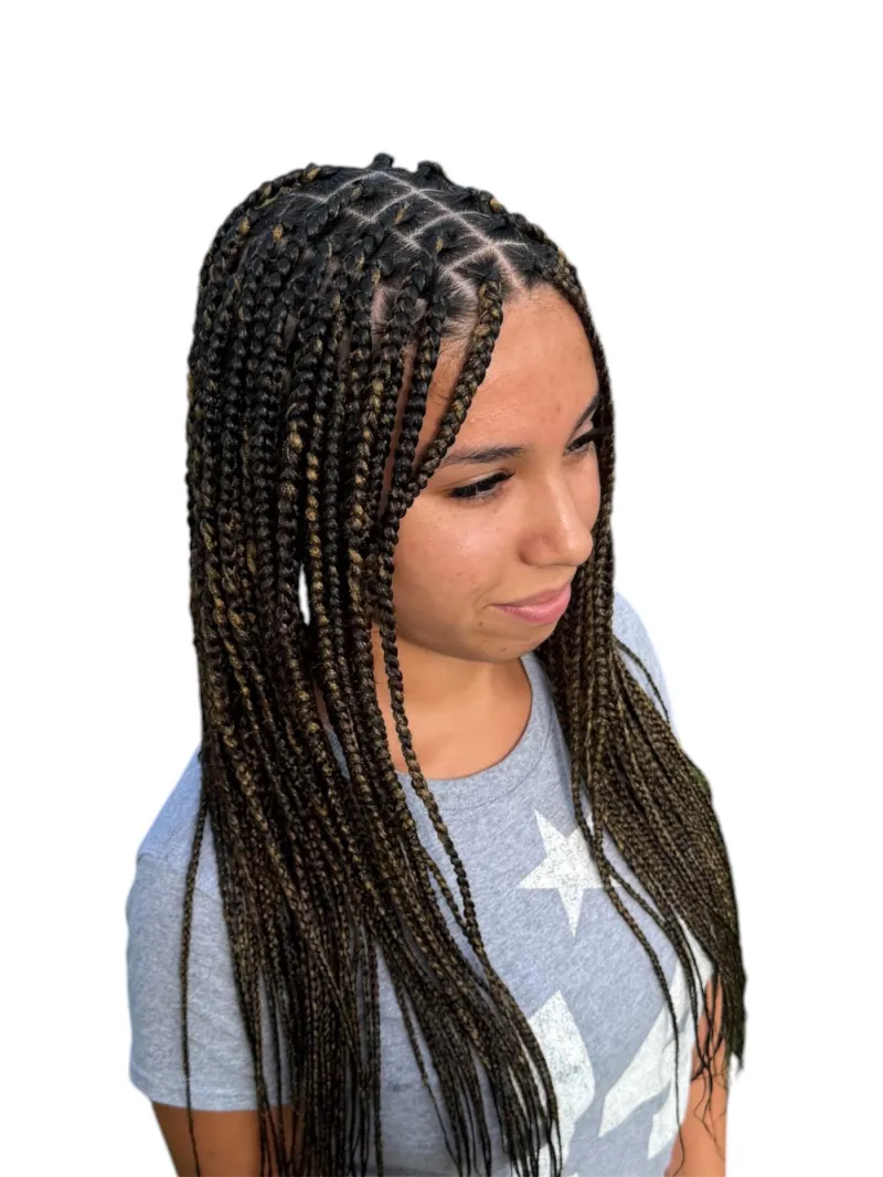 Medium Knotless Braids hairstyle