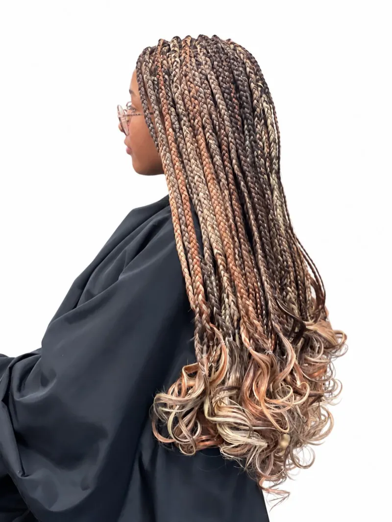 Highlighted braids with curled ends