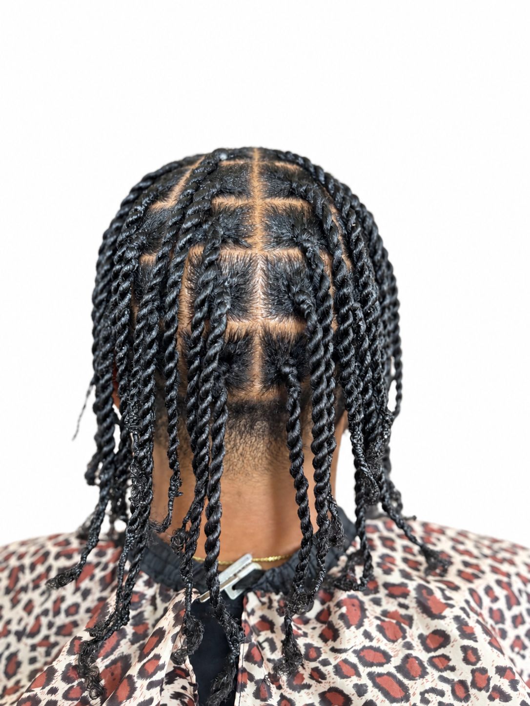 Medium twists, full head