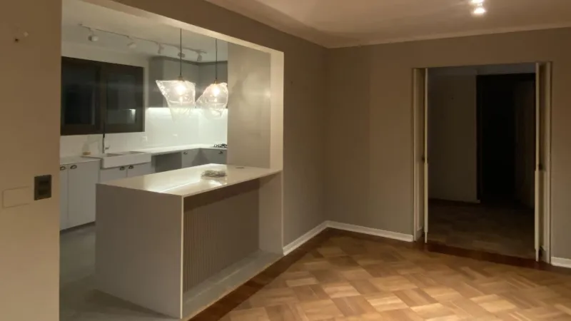 Departamento con cocina abierta y terminaciones nuevas